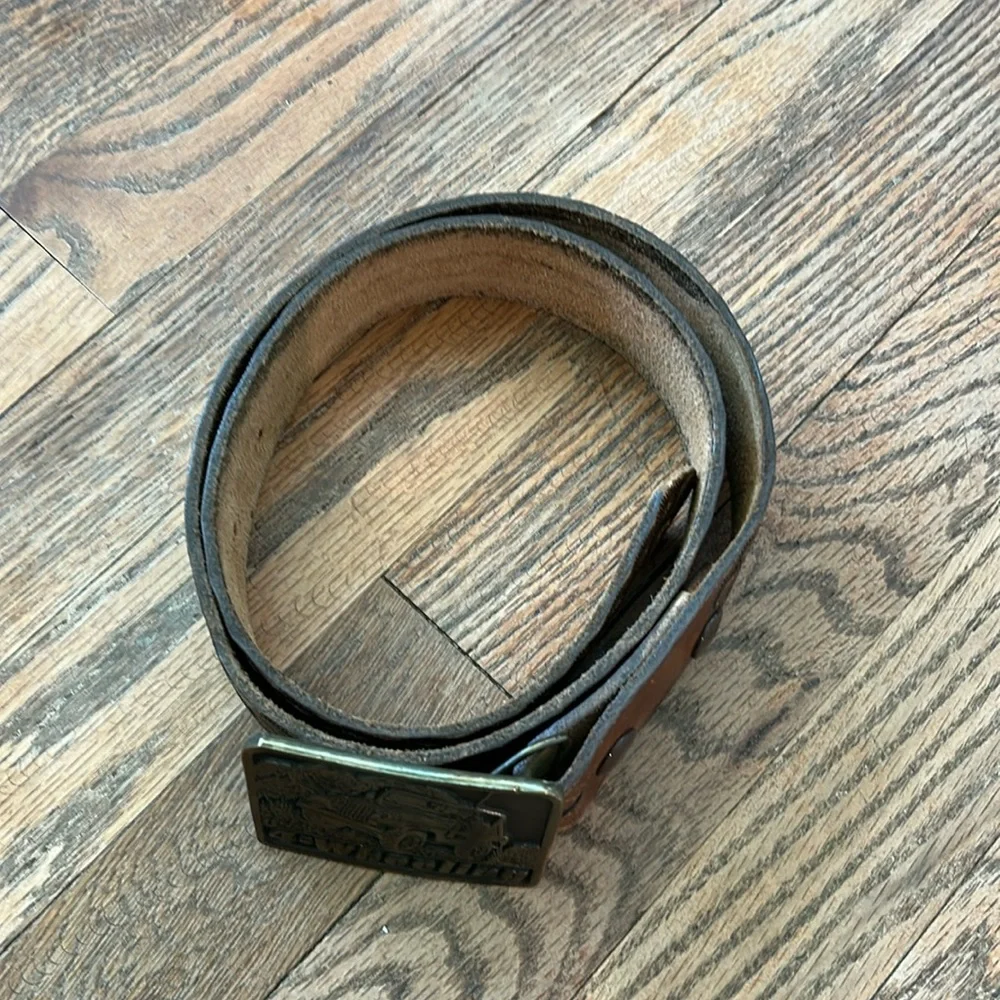 4-Wheeling Brown Leather Belt Copyright 1975 Vintage